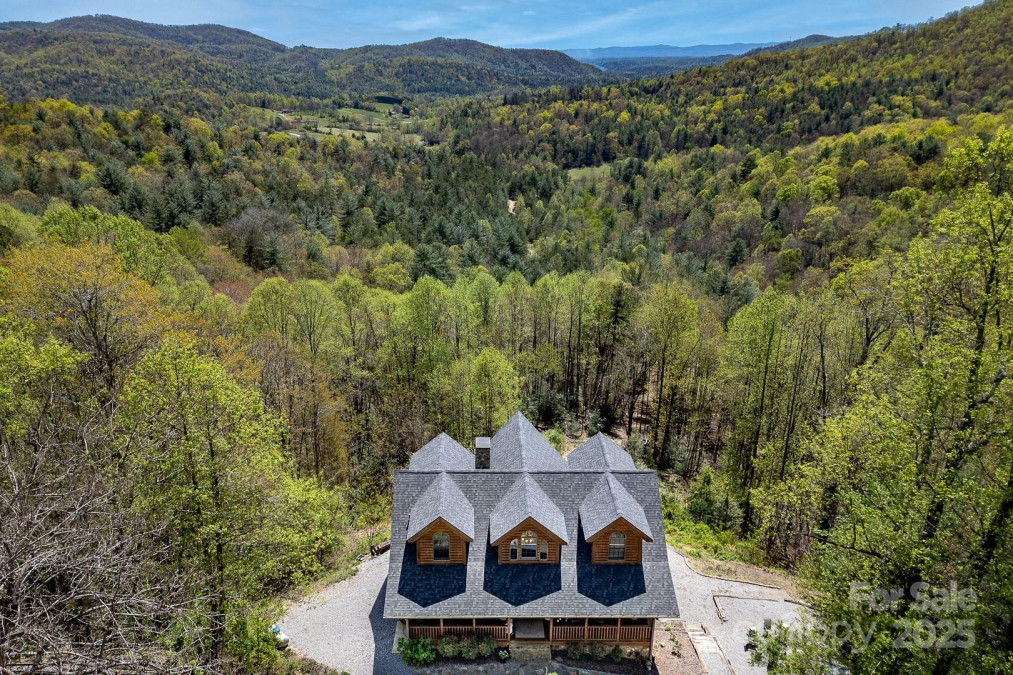 897 Turkey Trl Mcgrady, NC 28649
