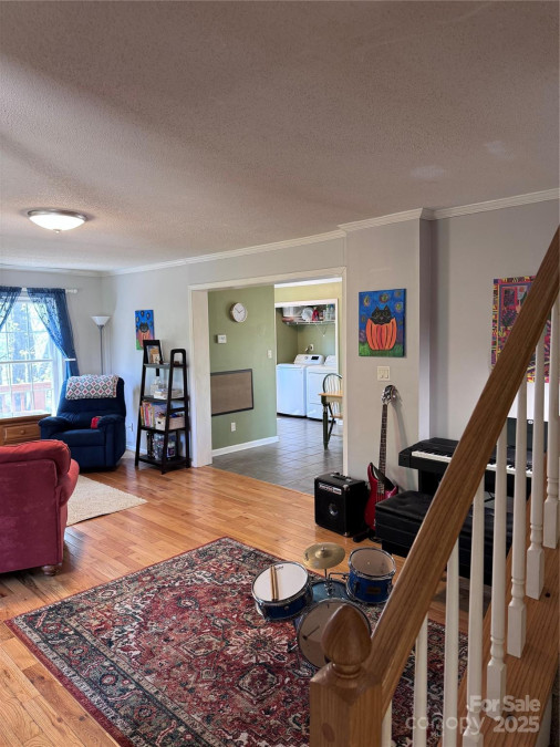 76 Overlook Pointe Dr Spruce Pine, NC 28777