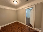 2434 Columbus Cir Charlotte, NC 28208