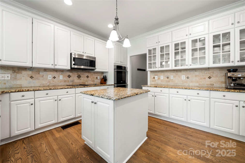 11510 Pine Valley Club Dr Charlotte, NC 28277