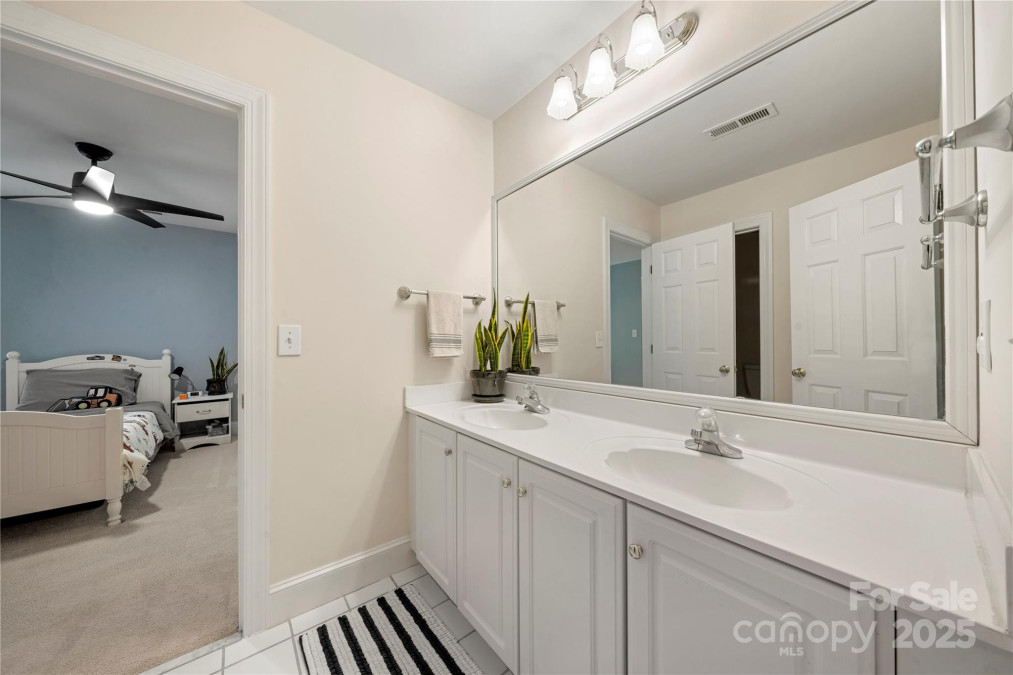 11510 Pine Valley Club Dr Charlotte, NC 28277