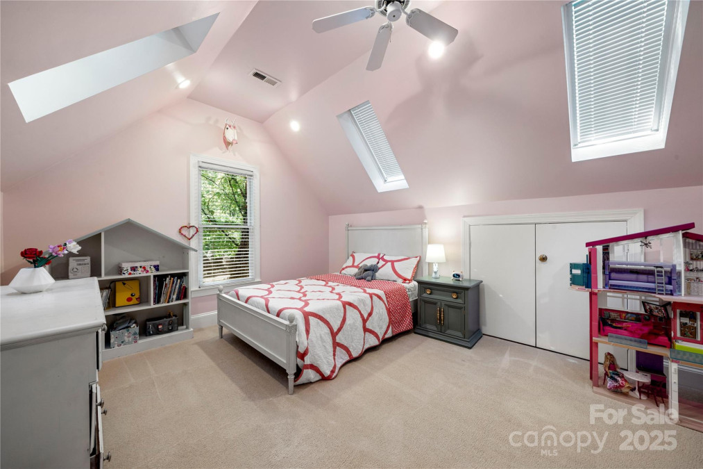 11510 Pine Valley Club Dr Charlotte, NC 28277