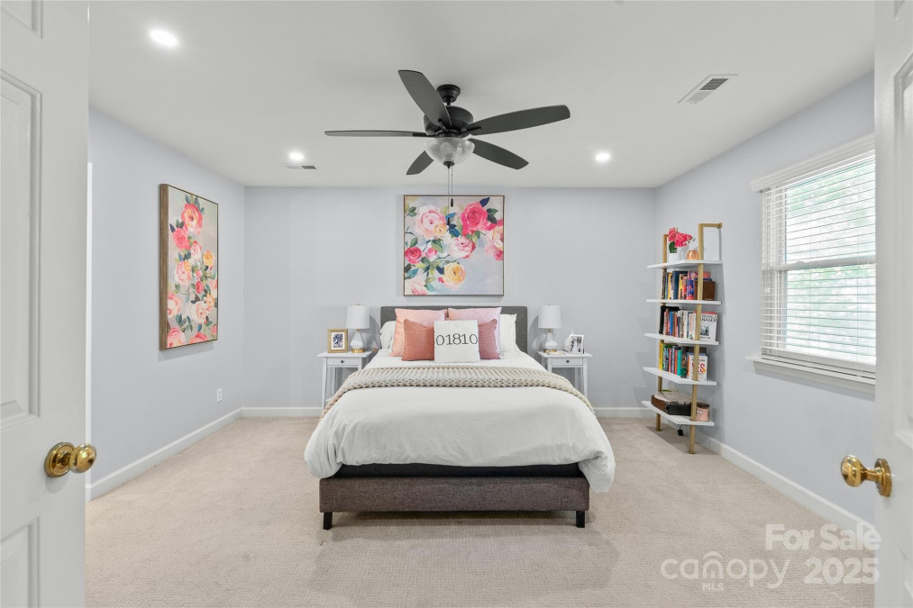 300 Park Ave Charlotte, NC 28203