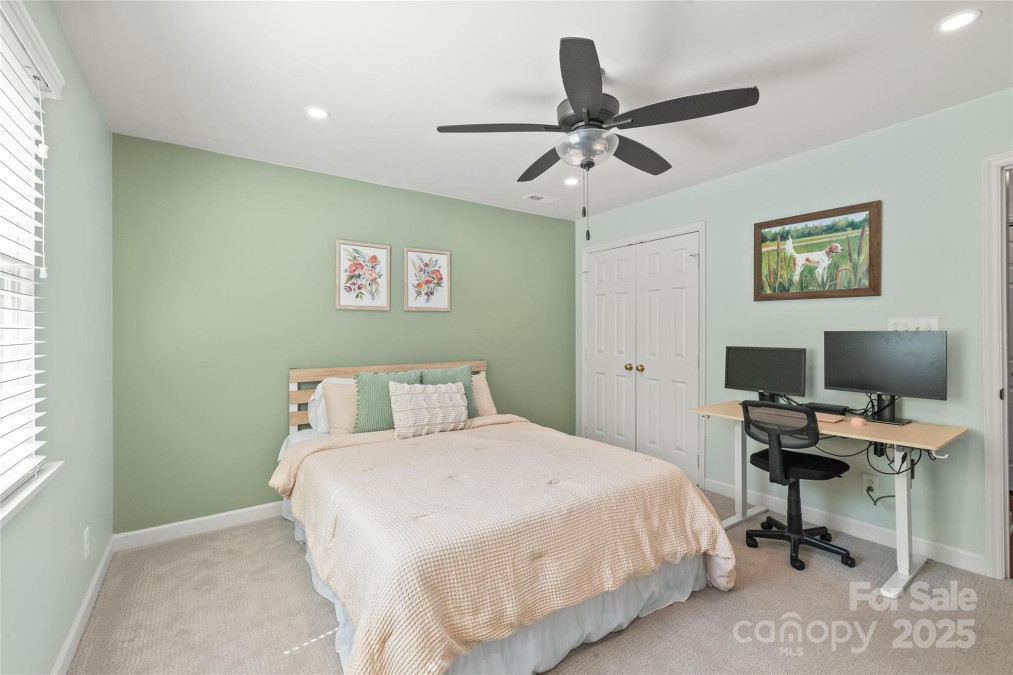 300 Park Ave Charlotte, NC 28203