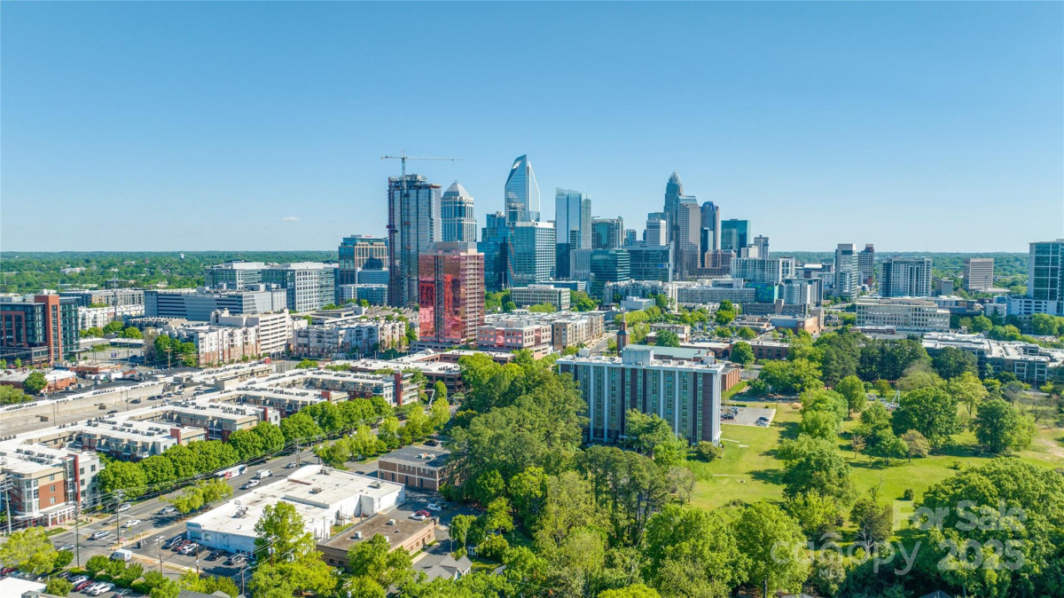300 Park Ave Charlotte, NC 28203