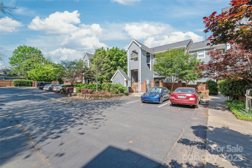 300 Park Ave Charlotte, NC 28203