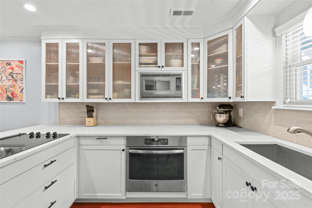 300 Park Ave Charlotte, NC 28203