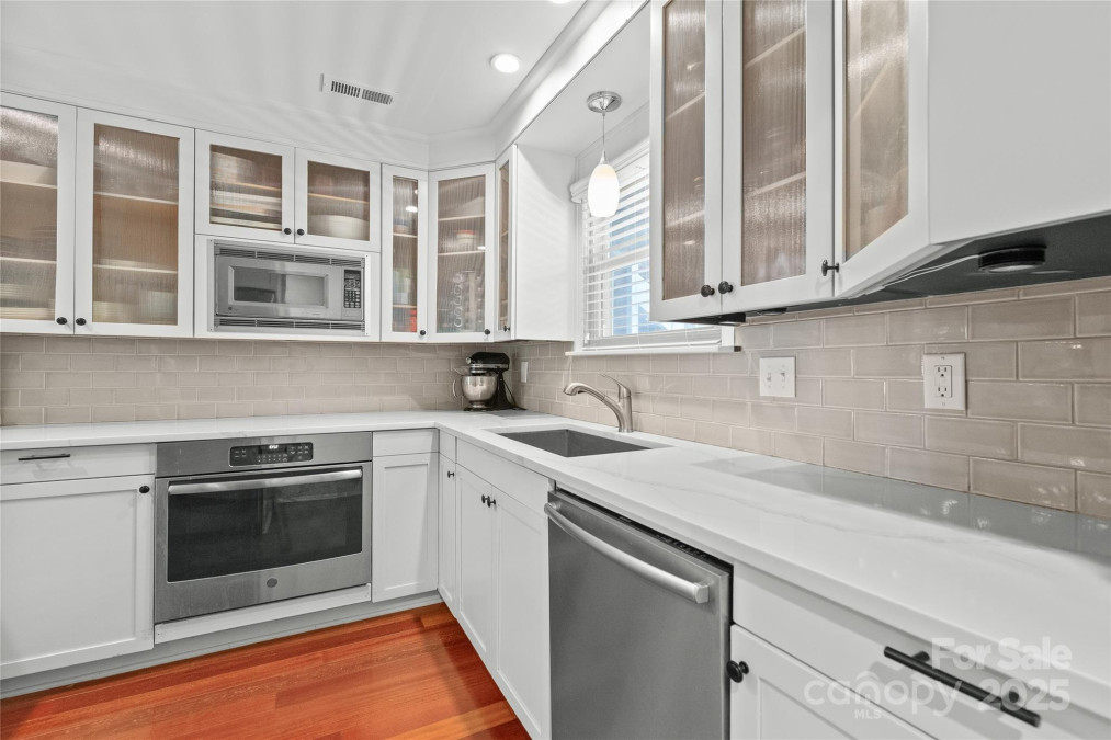 300 Park Ave Charlotte, NC 28203