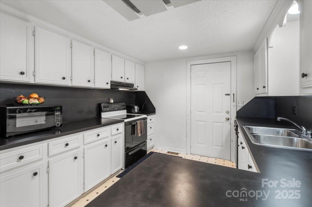 370 Shiloh Rd Statesville, NC 28677