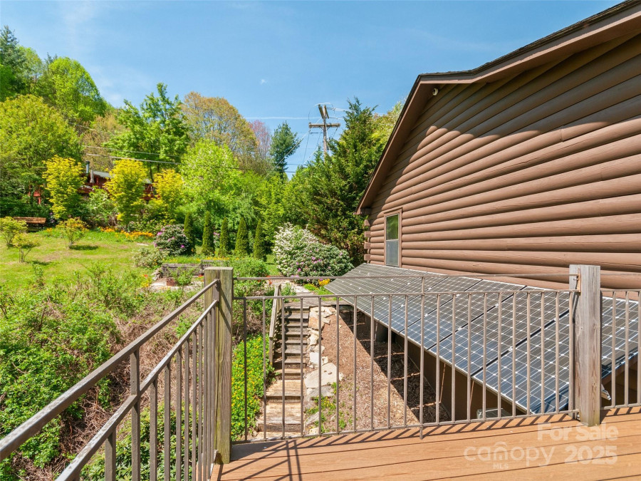 213 Rice Dr Waynesville, NC 28785