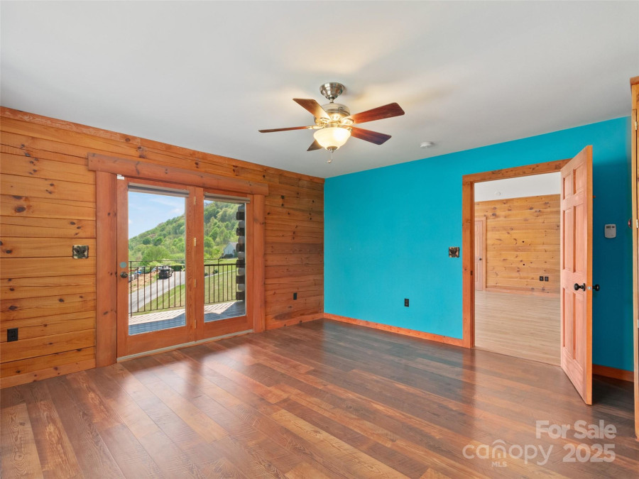213 Rice Dr Waynesville, NC 28785