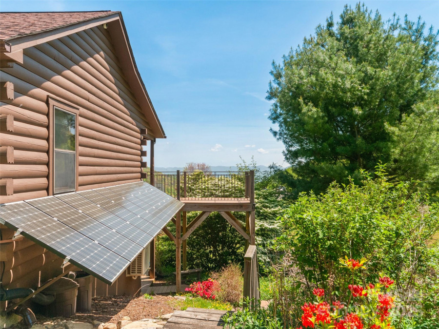 213 Rice Dr Waynesville, NC 28785