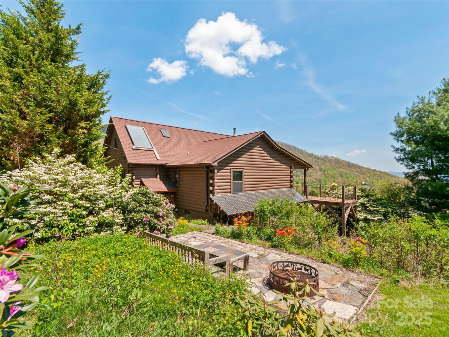 213 Rice Dr Waynesville, NC 28785