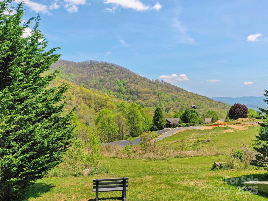 213 Rice Dr Waynesville, NC 28785