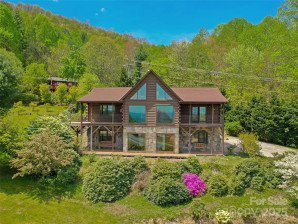 213 Rice Dr Waynesville, NC 28785