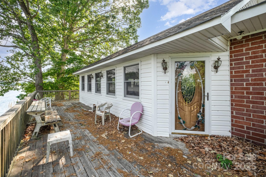 565 Shore Acres Rd Salisbury, NC 28146