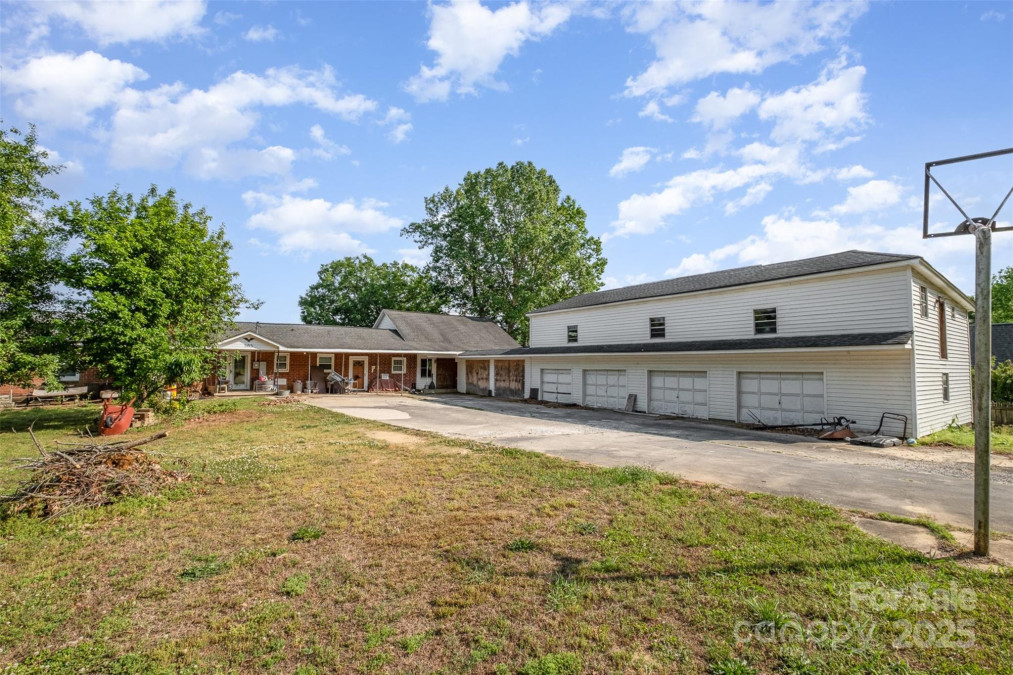 565 Shore Acres Rd Salisbury, NC 28146