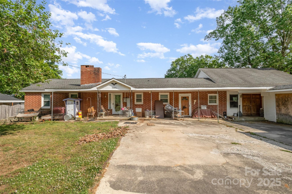 565 Shore Acres Rd Salisbury, NC 28146