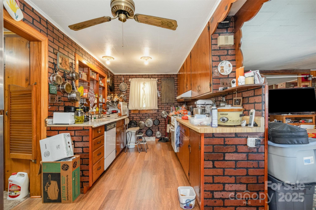 565 Shore Acres Rd Salisbury, NC 28146