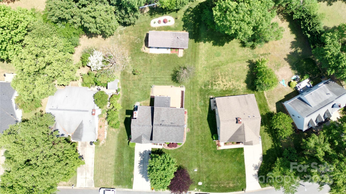 374 Queens Dr Concord, NC 28025