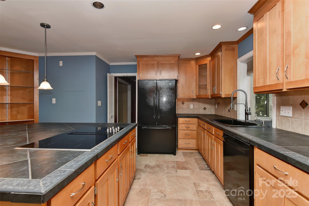 385 Gum Branch Rd Charlotte, NC 28214