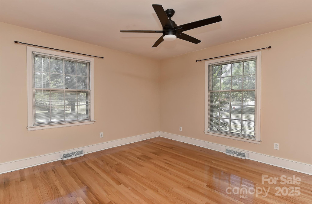 385 Gum Branch Rd Charlotte, NC 28214