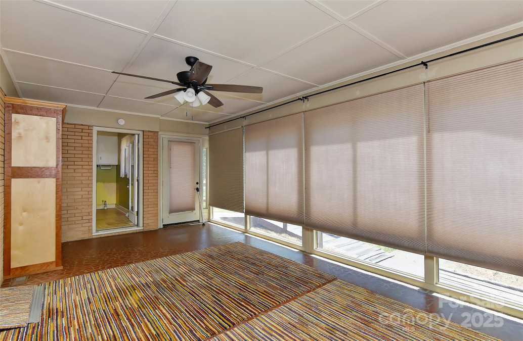 385 Gum Branch Rd Charlotte, NC 28214