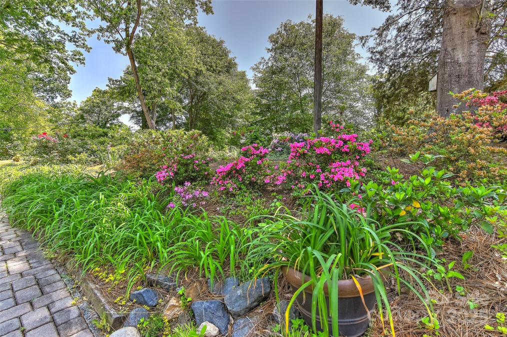 385 Gum Branch Rd Charlotte, NC 28214