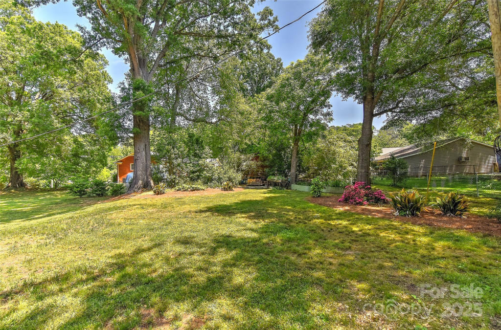 385 Gum Branch Rd Charlotte, NC 28214