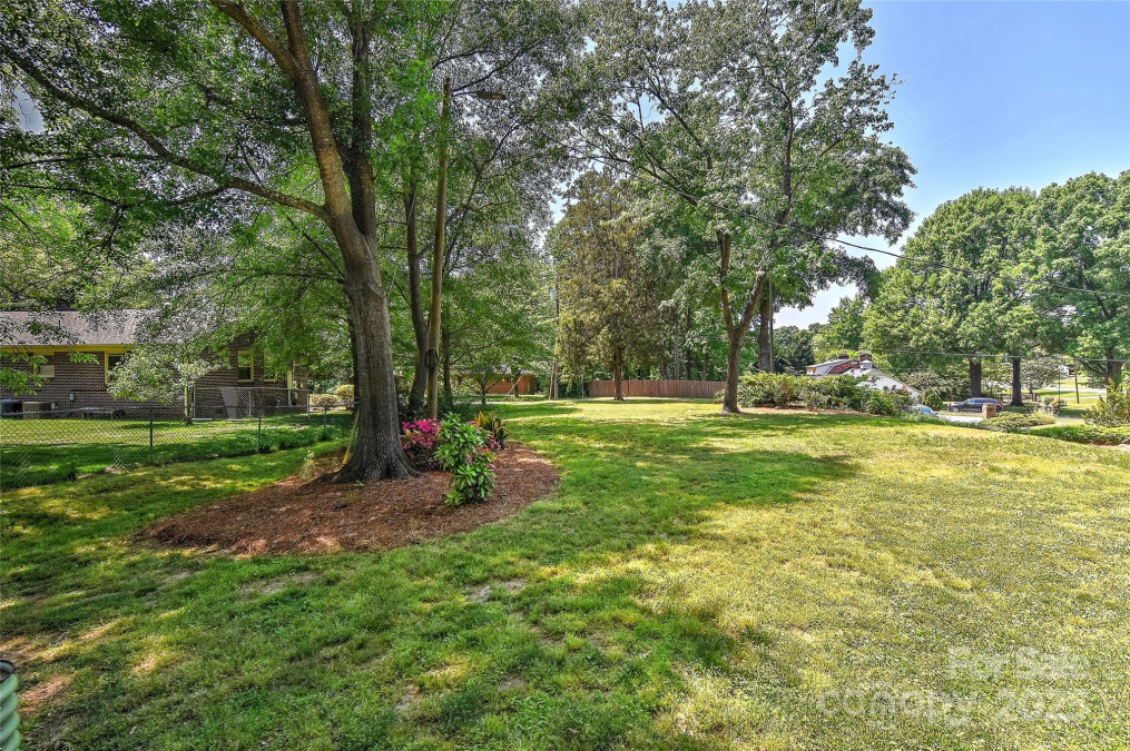 385 Gum Branch Rd Charlotte, NC 28214