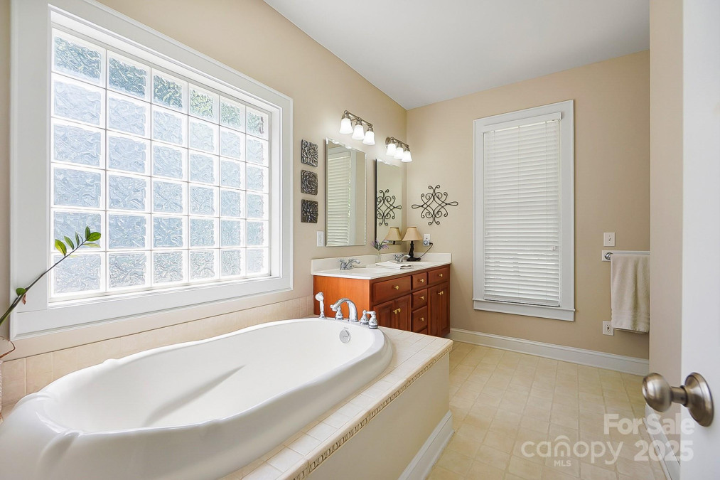 4570 Chanel Ct Concord, NC 28025