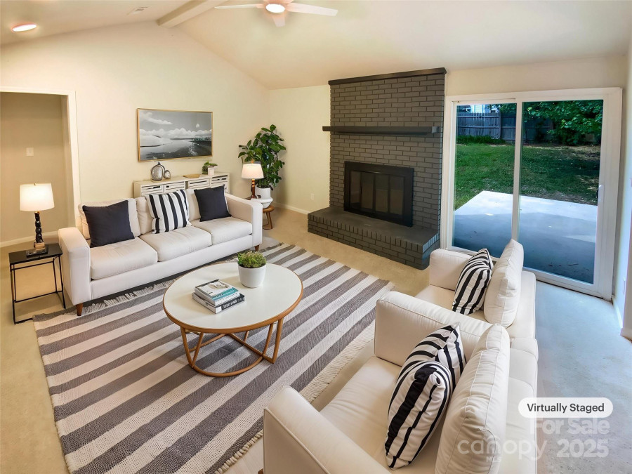 10701 Copper Field Dr Pineville, NC 28134