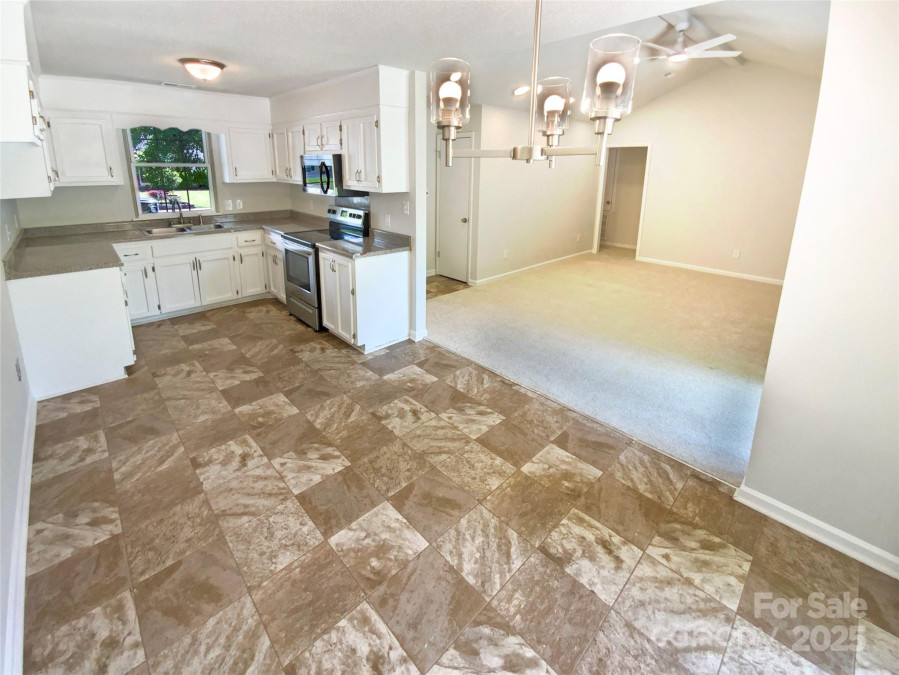 10701 Copper Field Dr Pineville, NC 28134