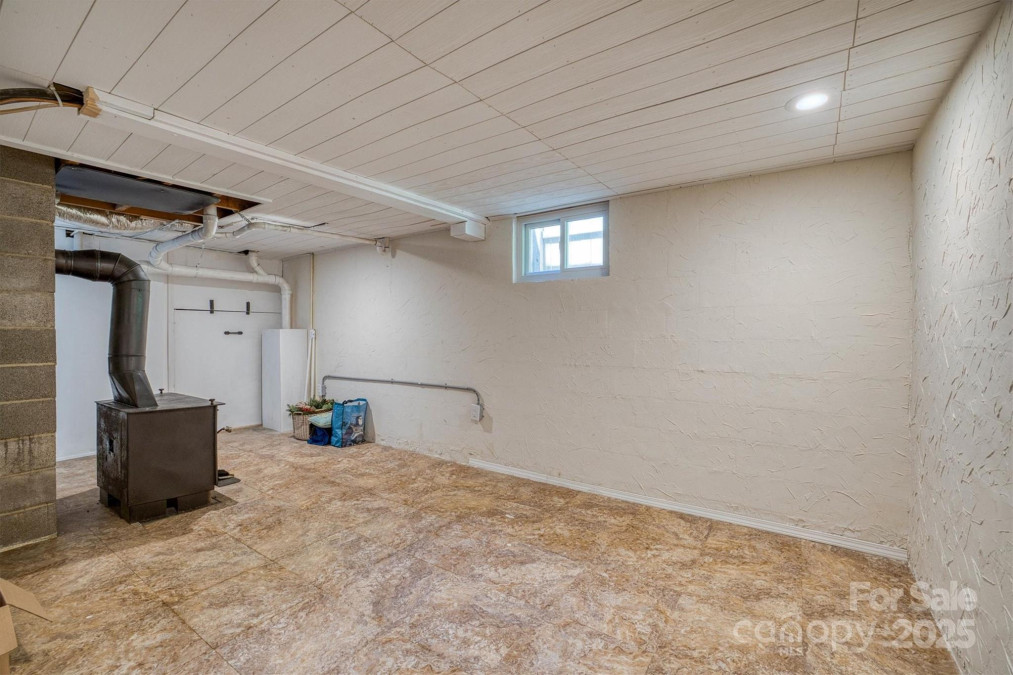 111 Baxter St Morganton, NC 28655