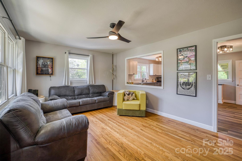 111 Baxter St Morganton, NC 28655