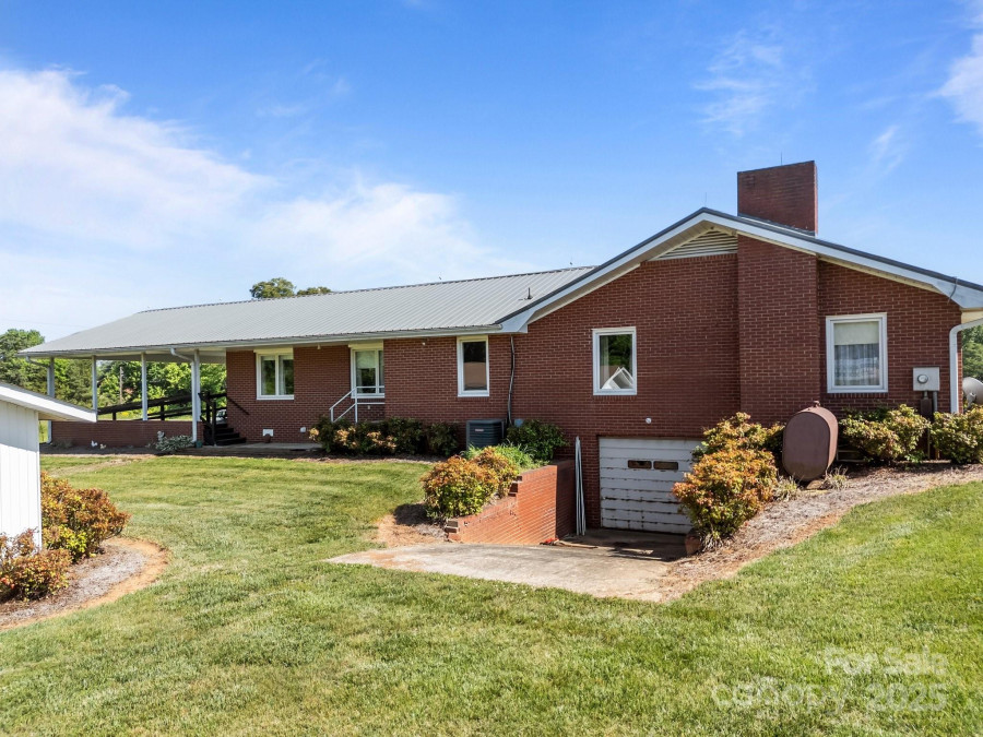 1160 Redmon Rd Cleveland, NC 27013