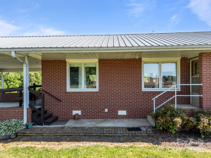 1160 Redmon Rd Cleveland, NC 27013
