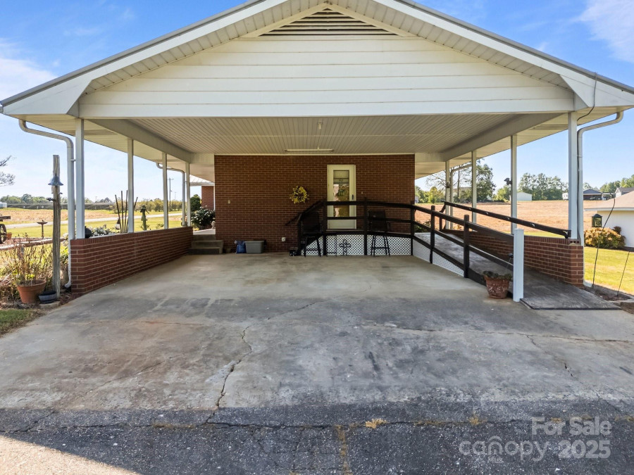 1160 Redmon Rd Cleveland, NC 27013