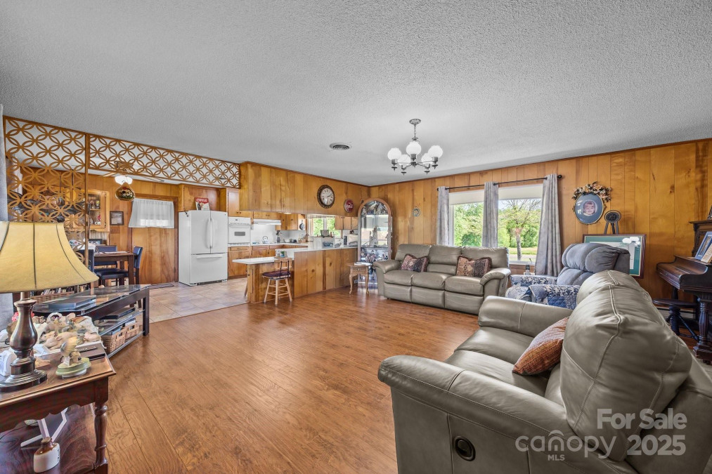 1160 Redmon Rd Cleveland, NC 27013