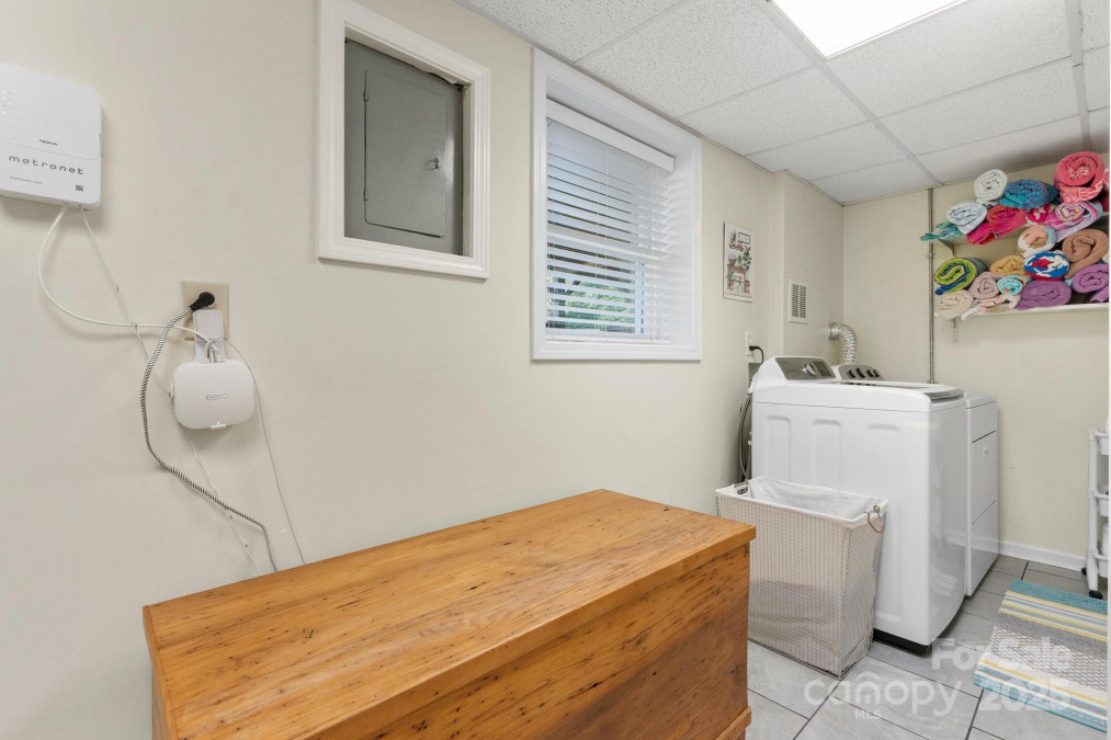 1110 16th Avenue Pl Hickory, NC 28601