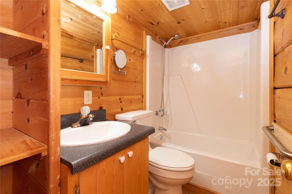 214 Pike Point Waynesville, NC 28785
