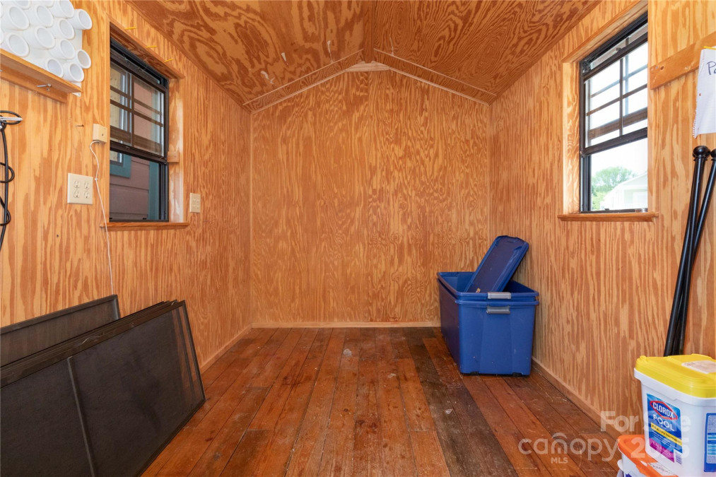 214 Pike Point Waynesville, NC 28785