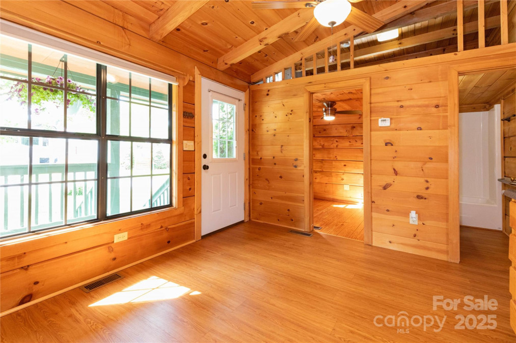 214 Pike Point Waynesville, NC 28785
