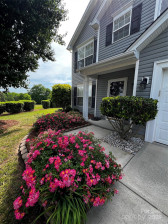 1525 Moss Creek Dr Harrisburg, NC 28075