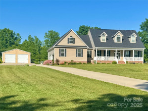 945 Songbird St Lancaster, SC 29720