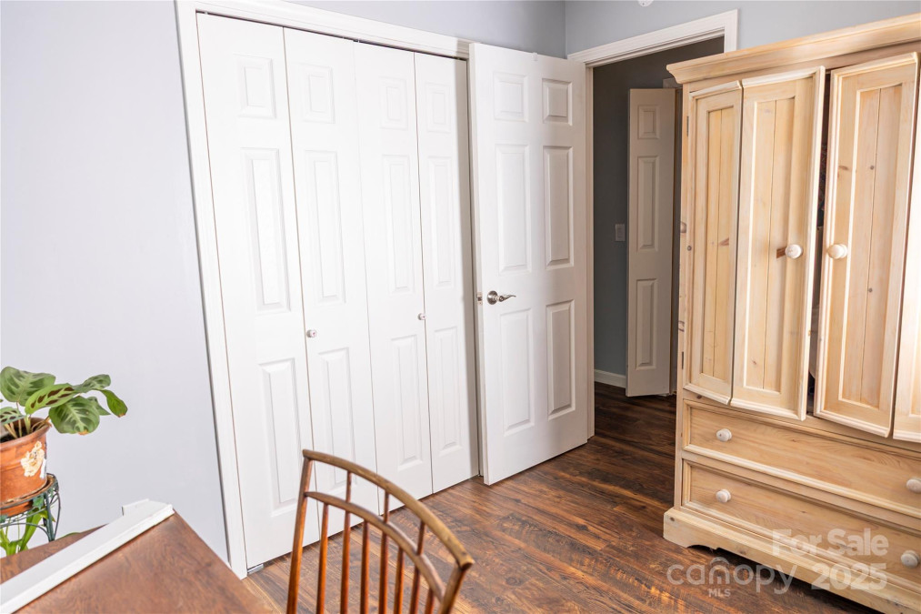 57 Gribble Rd Franklin, NC 28734