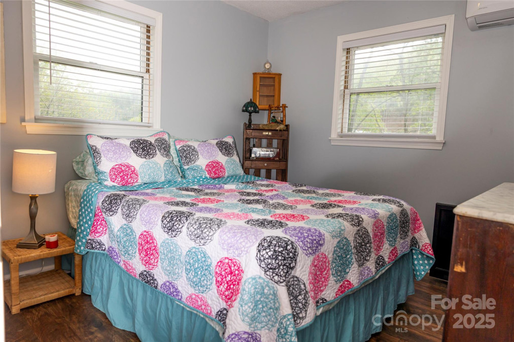 57 Gribble Rd Franklin, NC 28734