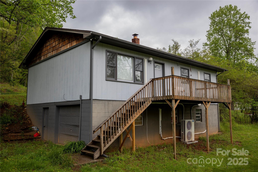 57 Gribble Rd Franklin, NC 28734
