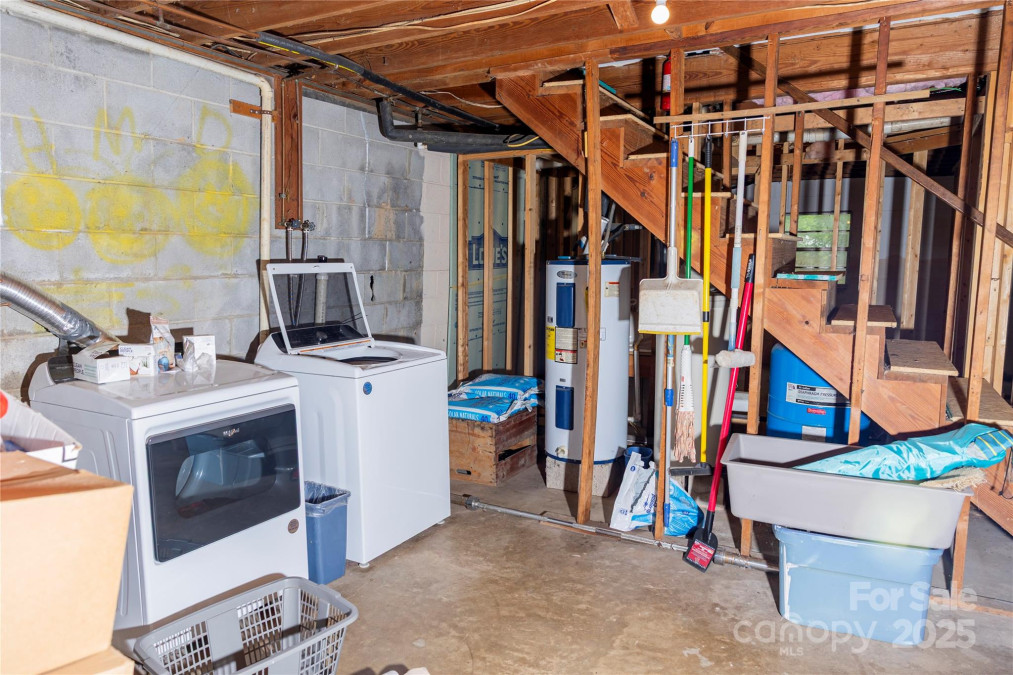 57 Gribble Rd Franklin, NC 28734