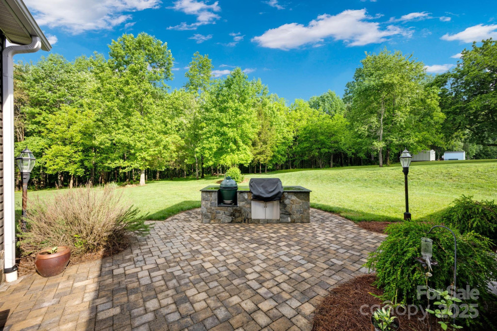 2853 Mathis Church Rd Catawba, NC 28609